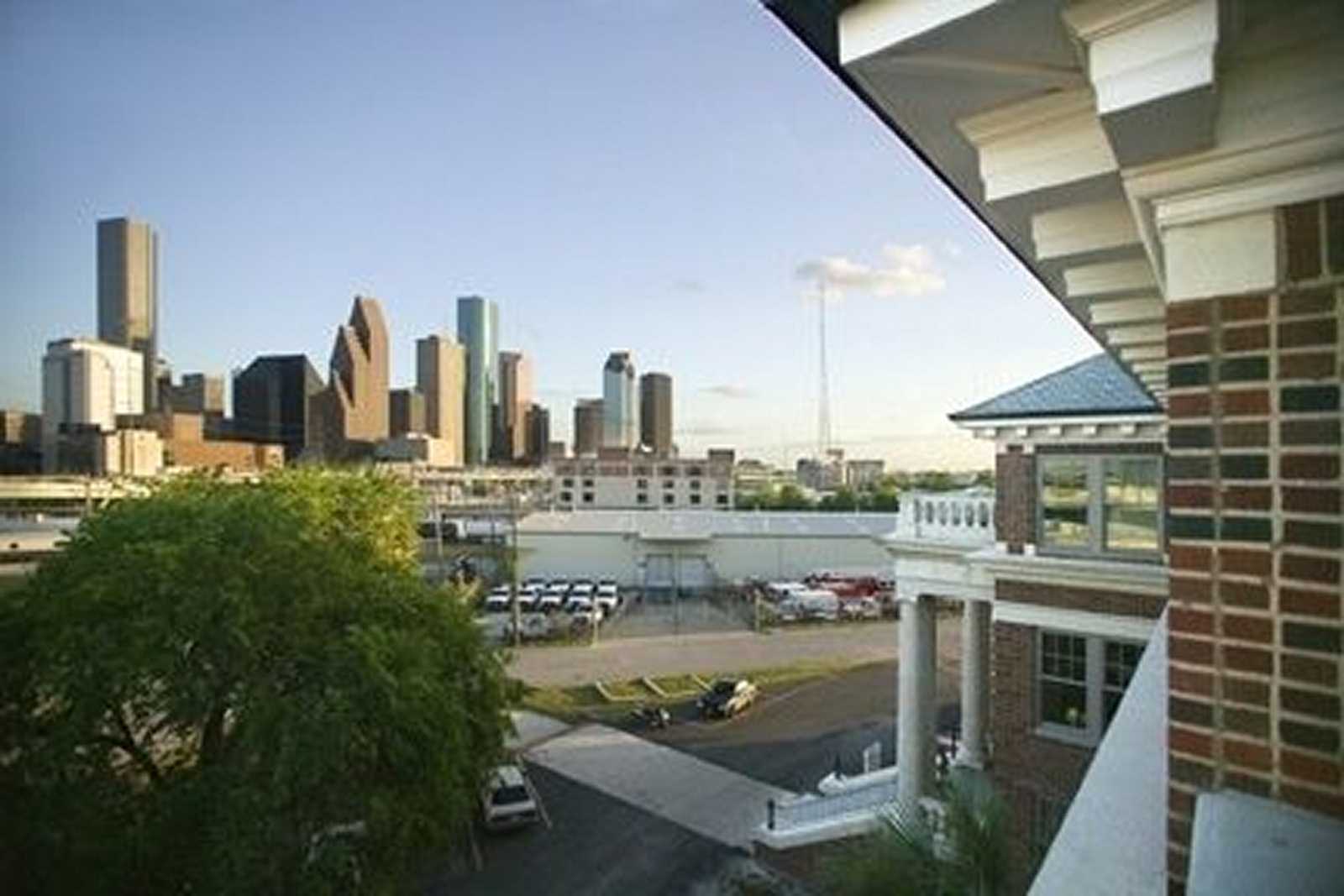 Houston Architects Houston Artist Loft Renovation